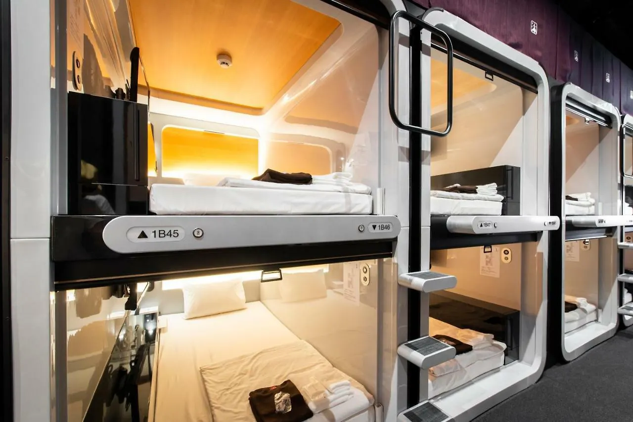 Капсульный отель Firstcabin Kyoto Nijojo Япония