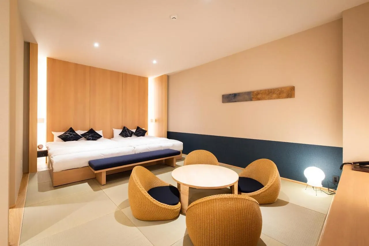 Firstcabin Kyoto Nijojo 0*,